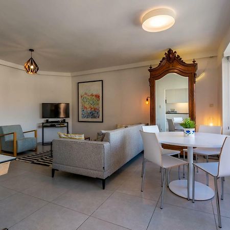 Modern Apartment With Free Parking Ostenda Esterno foto
