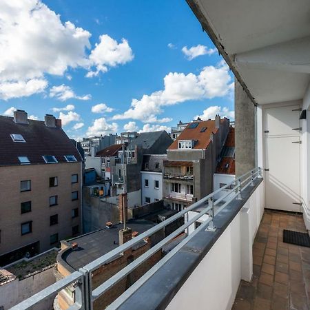 Modern Apartment With Free Parking Ostenda Esterno foto