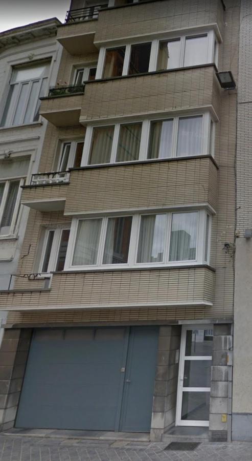 Modern Apartment With Free Parking Ostenda Esterno foto