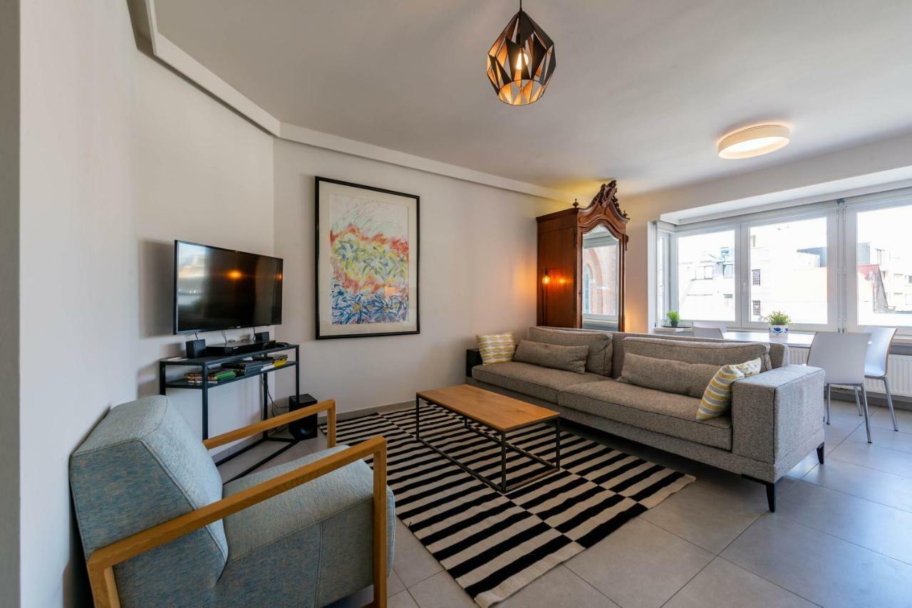 Modern Apartment With Free Parking Ostenda Esterno foto