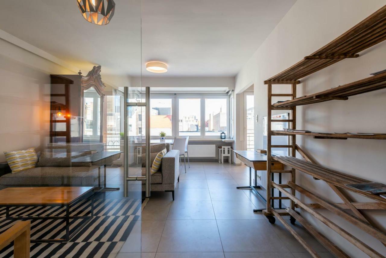 Modern Apartment With Free Parking Ostenda Esterno foto